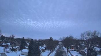 Weather camera view of Sibley East Middle and High School.