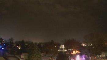 Weather camera view of Sibley East Middle and High School.