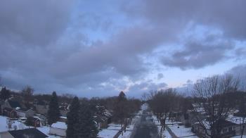 Weather camera view of Sibley East Middle and High School.