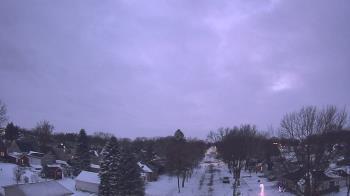 Weather camera view of Sibley East Middle and High School.