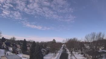 Weather camera view of Sibley East Middle and High School.