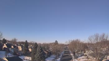 Weather camera view of Sibley East Middle and High School.