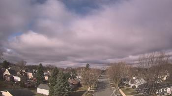 Weather camera view of Sibley East Middle and High School.