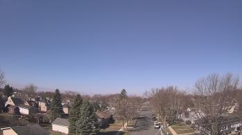 Weather camera view of Sibley East Middle and High School.