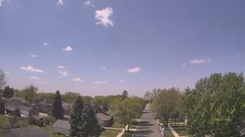 Weather camera view of Sibley East Middle and High School.