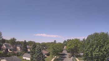 Weather camera view of Sibley East Middle and High School.