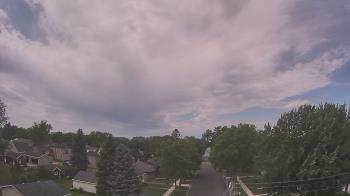 Weather camera view of Sibley East Middle and High School.