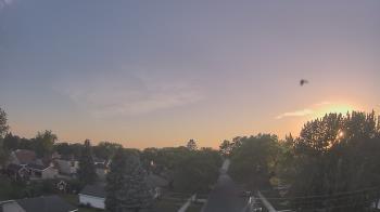 Weather camera view of Sibley East Middle and High School.