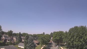 Weather camera view of Sibley East Middle and High School.