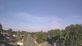 Weather camera view of Sibley East Middle and High School.