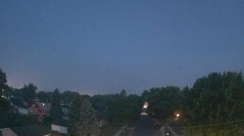Weather camera view of Sibley East Middle and High School.