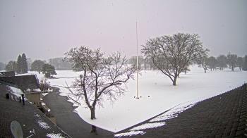 Weather camera view of Highland Meadows Golf Club.