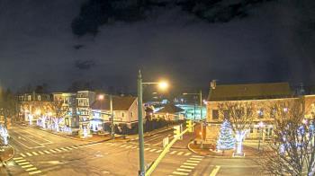 Weather camera view of JoJos Pizza.