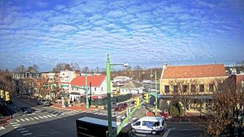 Weather camera view of JoJos Pizza.