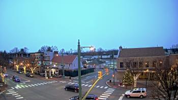 Weather camera view of JoJos Pizza.