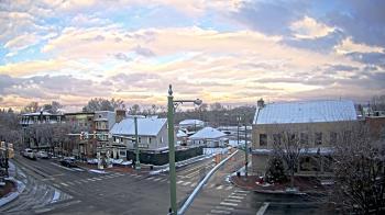 Weather camera view of JoJos Pizza.