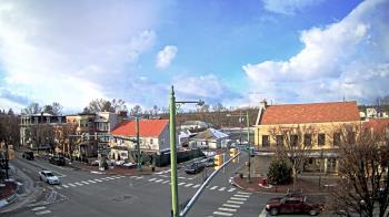 Weather camera view of JoJos Pizza.