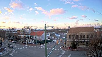 Weather camera view of JoJos Pizza.