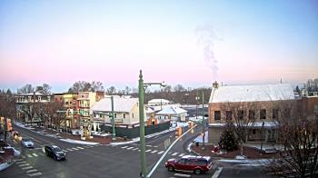 Weather camera view of JoJos Pizza.