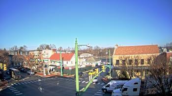 Weather camera view of JoJos Pizza.