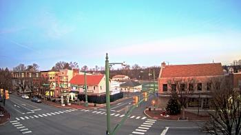 Weather camera view of JoJos Pizza.
