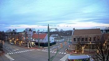 Weather camera view of JoJos Pizza.