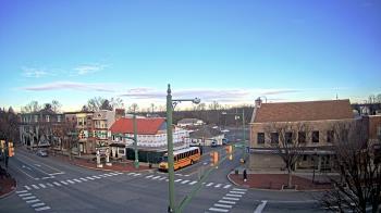 Weather camera view of JoJos Pizza.