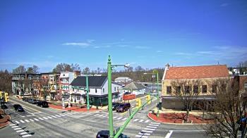 Weather camera view of JoJos Pizza.