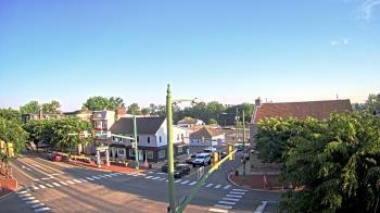 Weather camera view of JoJos Pizza.