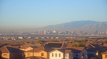 Weather camera view of Robert and Sandy Ellis ES.