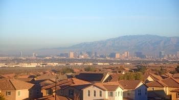 Weather camera view of Robert and Sandy Ellis ES.