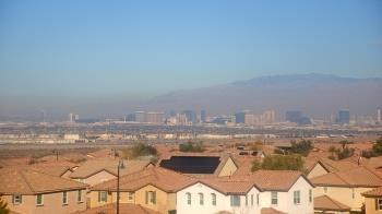 Weather camera view of Robert and Sandy Ellis ES.