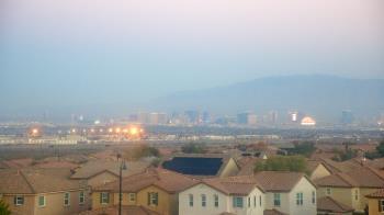 Weather camera view of Robert and Sandy Ellis ES.