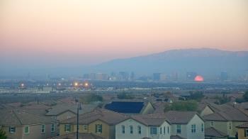 Weather camera view of Robert and Sandy Ellis ES.
