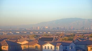 Weather camera view of Robert and Sandy Ellis ES.