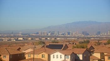 Weather camera view of Robert and Sandy Ellis ES.