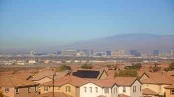 Weather camera view of Robert and Sandy Ellis ES.