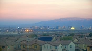 Weather camera view of Robert and Sandy Ellis ES.
