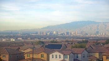 Weather camera view of Robert and Sandy Ellis ES.