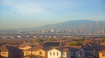 Weather camera view of Robert and Sandy Ellis ES.