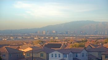 Weather camera view of Robert and Sandy Ellis ES.