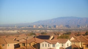 Weather camera view of Robert and Sandy Ellis ES.