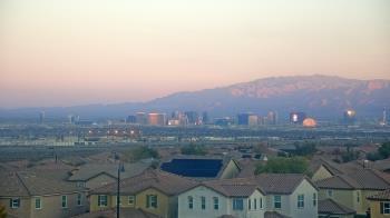 Weather camera view of Robert and Sandy Ellis ES.