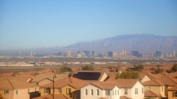 Weather camera view of Robert and Sandy Ellis ES.