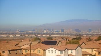 Weather camera view of Robert and Sandy Ellis ES.