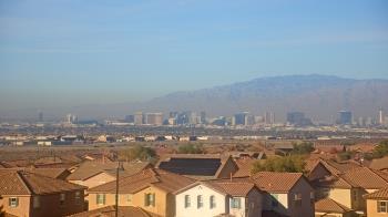 Weather camera view of Robert and Sandy Ellis ES.