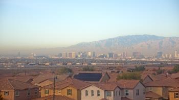 Weather camera view of Robert and Sandy Ellis ES.