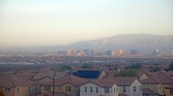 Weather camera view of Robert and Sandy Ellis ES.