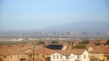 Weather camera view of Robert and Sandy Ellis ES.