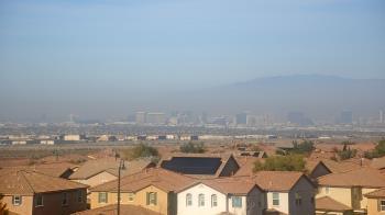 Weather camera view of Robert and Sandy Ellis ES.
